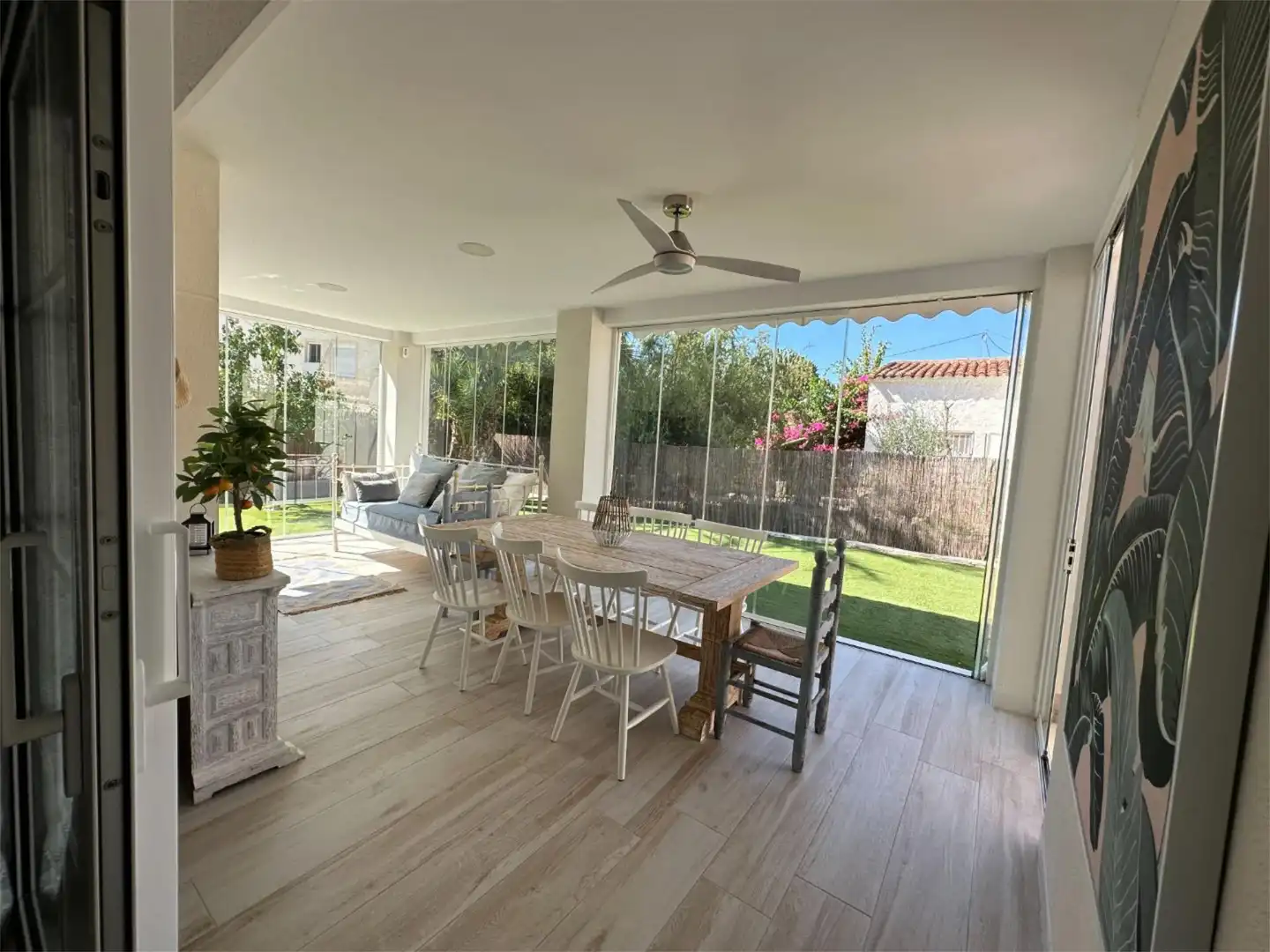 Houses for rent in Calle Castella, 5, Pueblo Español - Coveta Fumá Dining room of Houses for rent in El Campello with Air Conditioner, Private garden and Terrace