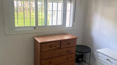 Foto 2 de Estudio de alquiler en Paraiso - Barronal, Estepona