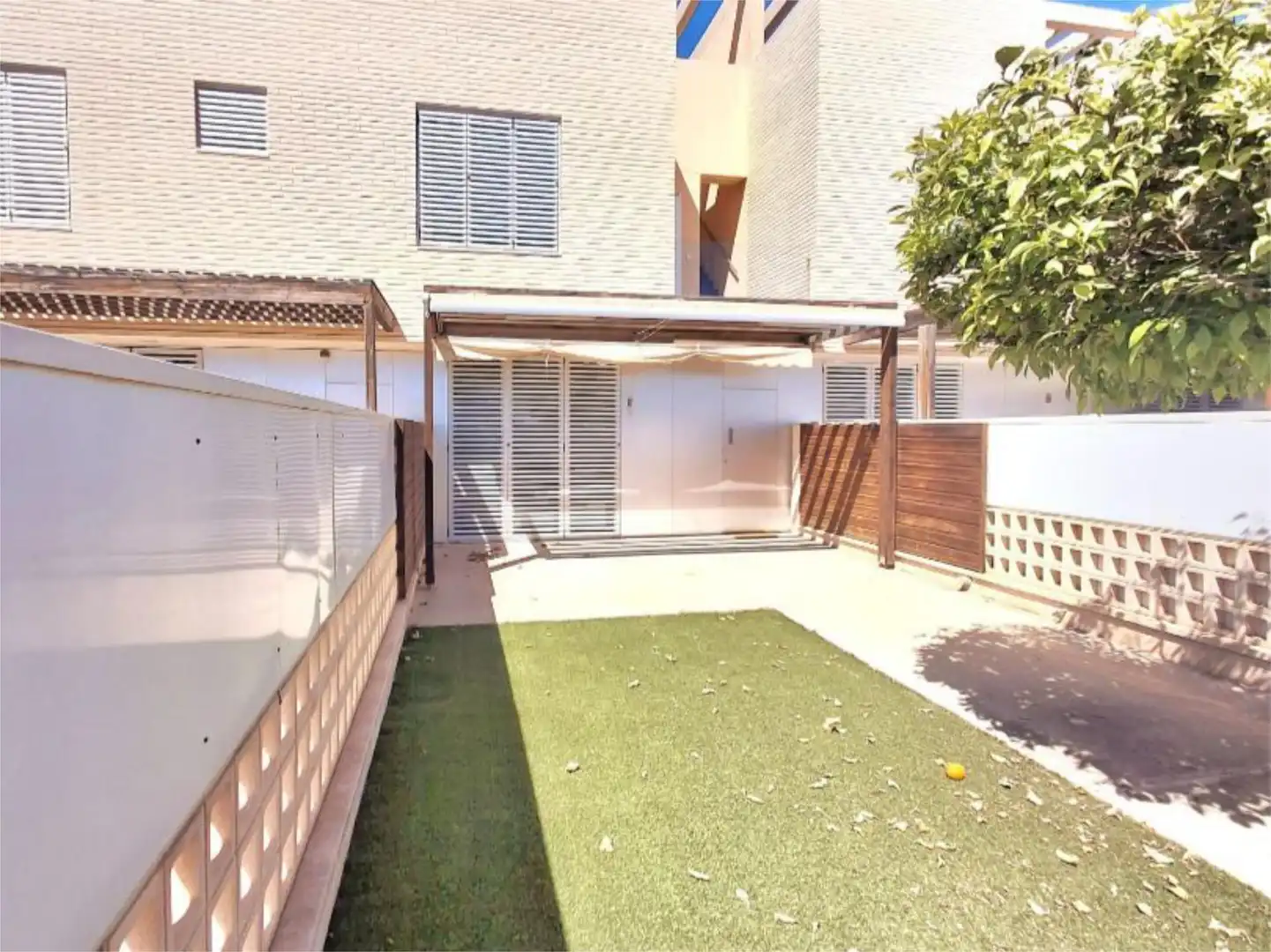 Casa adosada en venta en Calle Catamarán, 245, El Mojón Terraza de Casa adosada en venta en Pilar de la Horadada con Aire acondicionado, Terraza y Balcón