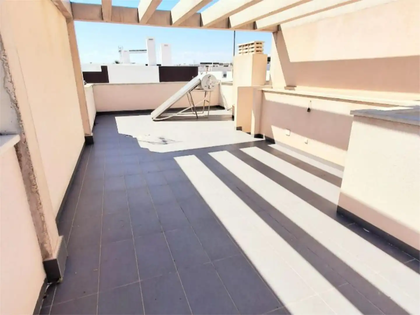 Casa adosada en venta en Calle Catamarán, 245, El Mojón Terraza de Casa adosada en venta en Pilar de la Horadada con Aire acondicionado, Terraza y Balcón