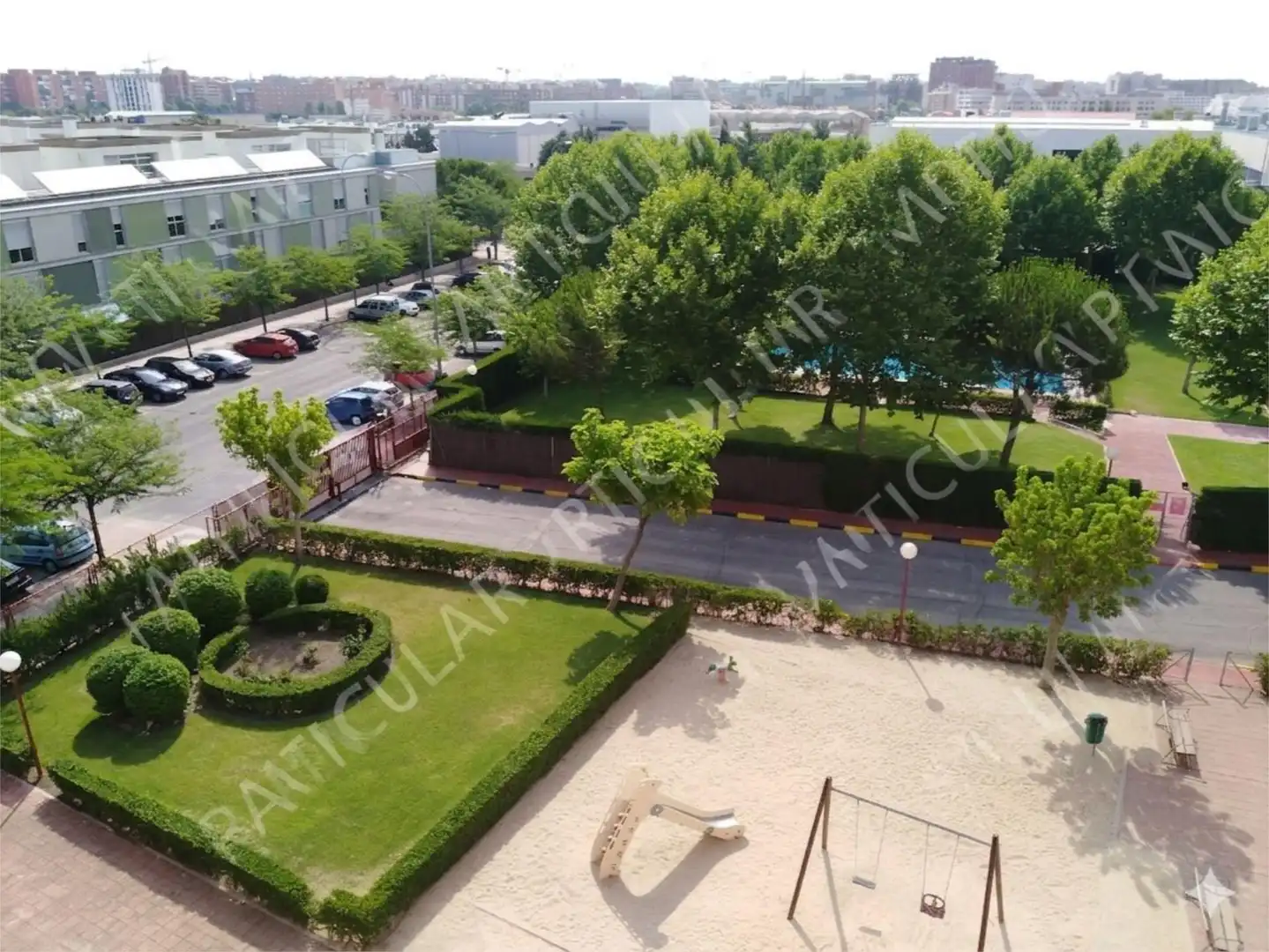 Vista exterior de Piso de alquiler en Móstoles con Aire acondicionado, Calefacción y Jardín privado