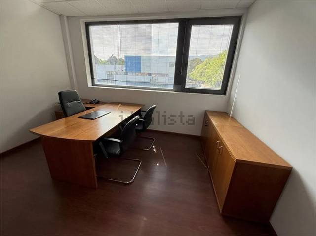 Oficina en Alquiler en El Crucero Auzoa, 20 en Muskiz