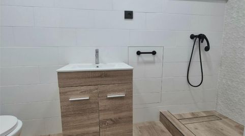 Foto 3 de Casa adosada en venta en Calle Ciudad Santiago de Compostela, 4, Zona de la Vega, Antequera