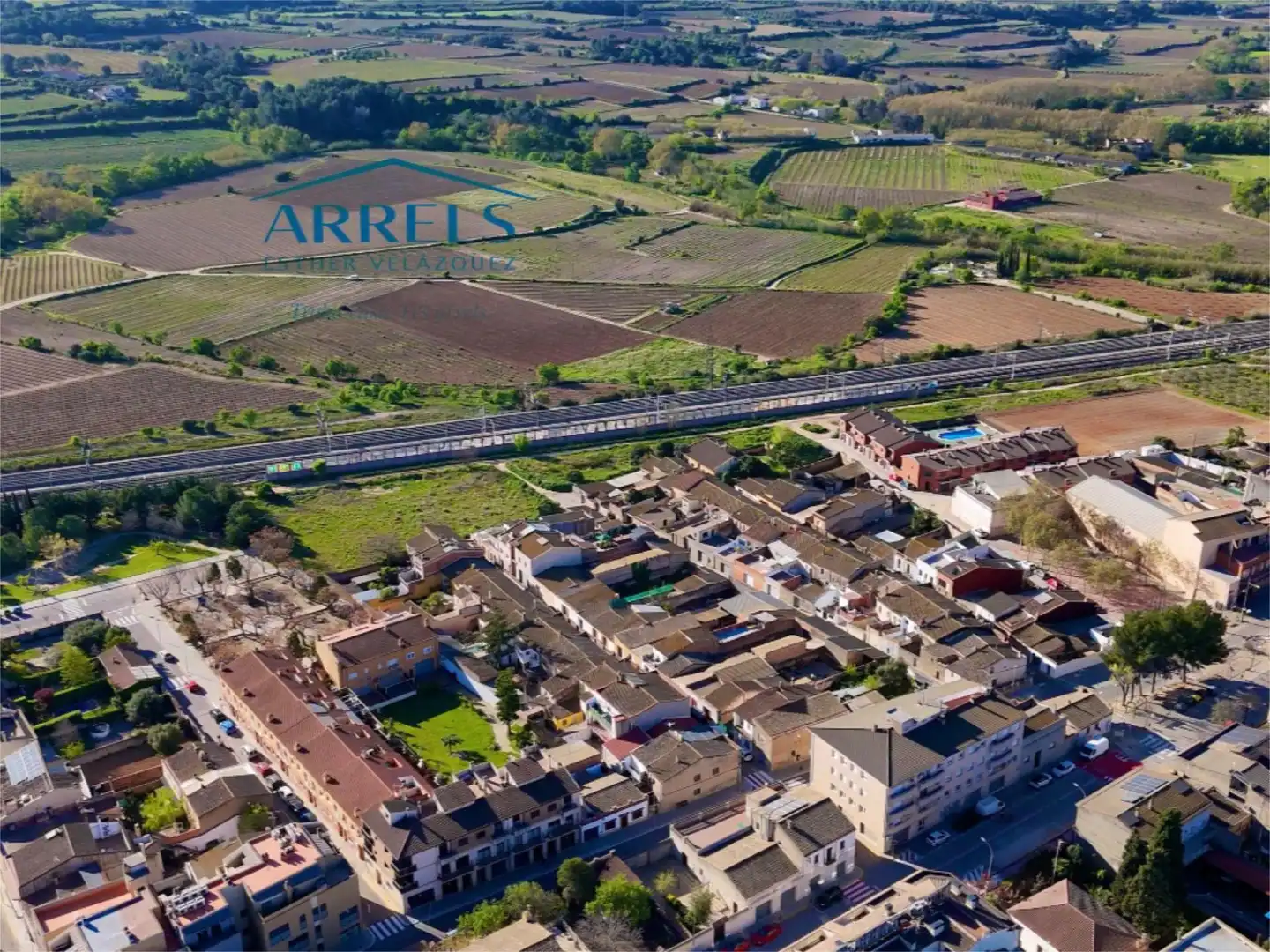 Einfamilien-Reihenhaus zum Verkauf in Carrer Nou, 2, Santa Margarida I Els Monjos Einfamilien-Reihenhaus zum Verkauf in Carrer Nou, 2, Santa Margarida I Els Monjos