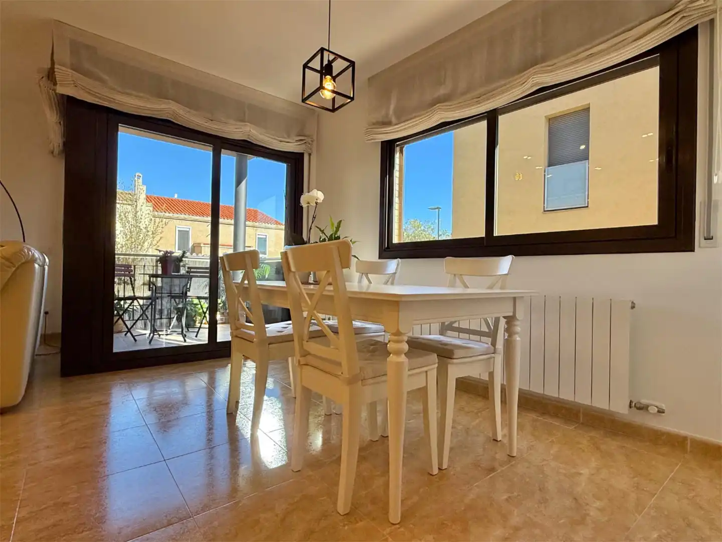 Einfamilien-Reihenhaus zum Verkauf in Carrer Nou, 2, Santa Margarida I Els Monjos Einfamilien-Reihenhaus zum Verkauf in Carrer Nou, 2, Santa Margarida I Els Monjos