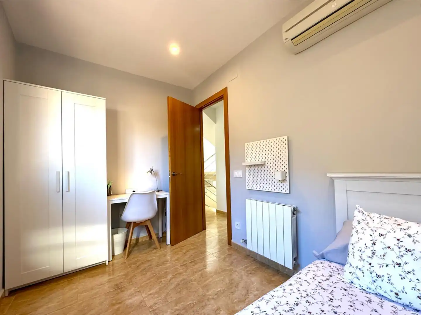 Einfamilien-Reihenhaus zum Verkauf in Carrer Nou, 2, Santa Margarida I Els Monjos Einfamilien-Reihenhaus zum Verkauf in Carrer Nou, 2, Santa Margarida I Els Monjos