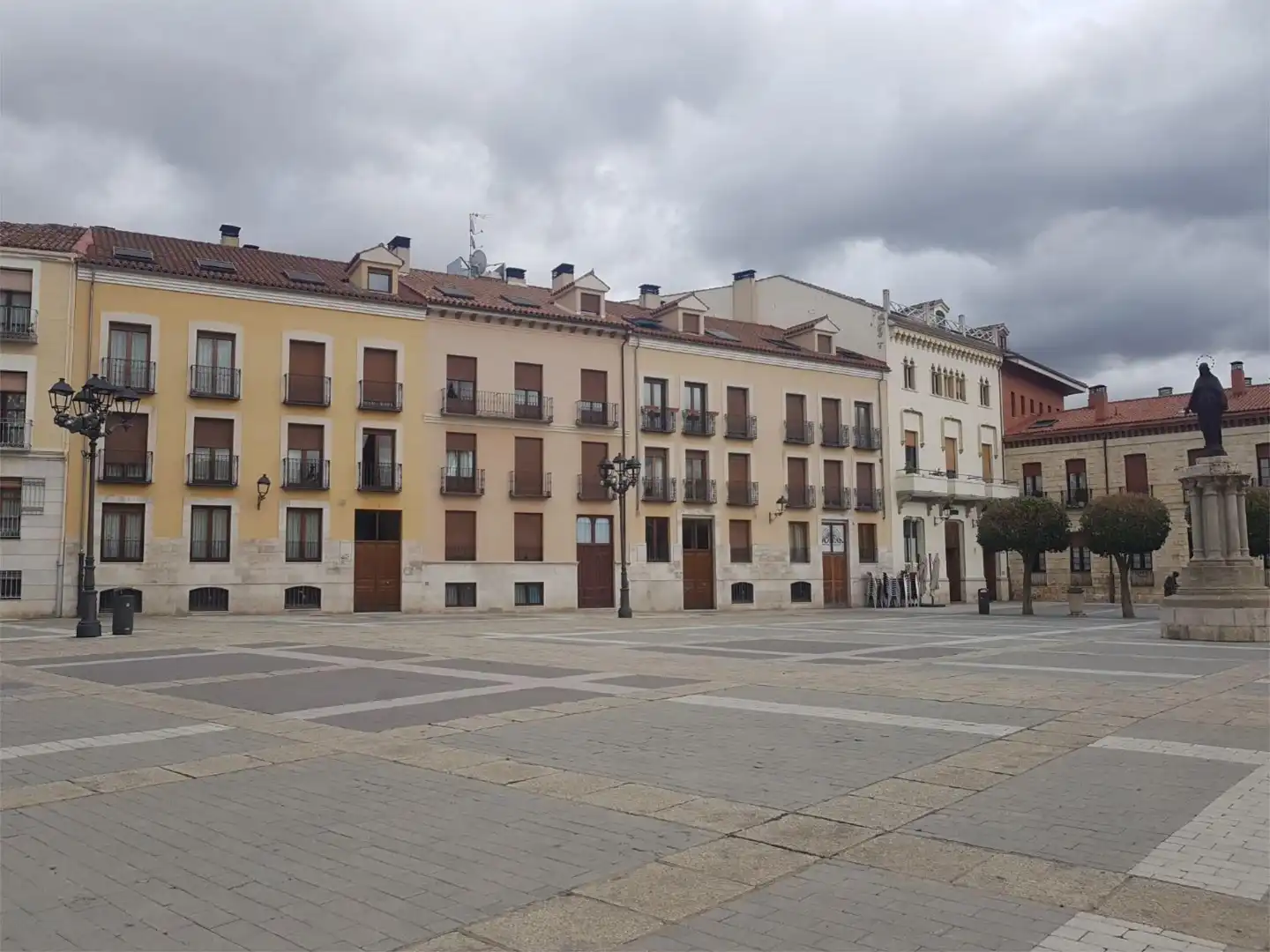 Apartament de lloguer a Plaza de la Inmaculada, 3, Centro Vista exterior de Apartament de lloguer en Palencia amb Calefacció, Parquet i Traster