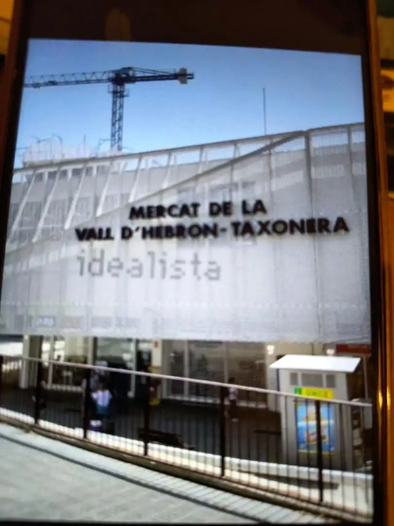 Vista exterior de Pis en venda en Barcelona amb Traster