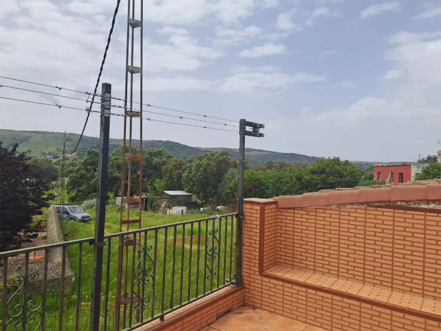 Terrassa de Pis en venda en El Castillo de las Guardas amb Moblat
