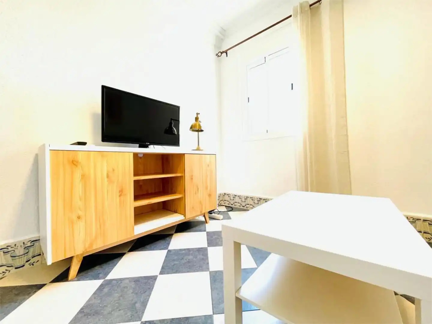 Sala de estar de Apartamento de alquiler en Mérida con Aire acondicionado, Trastero y Amueblado