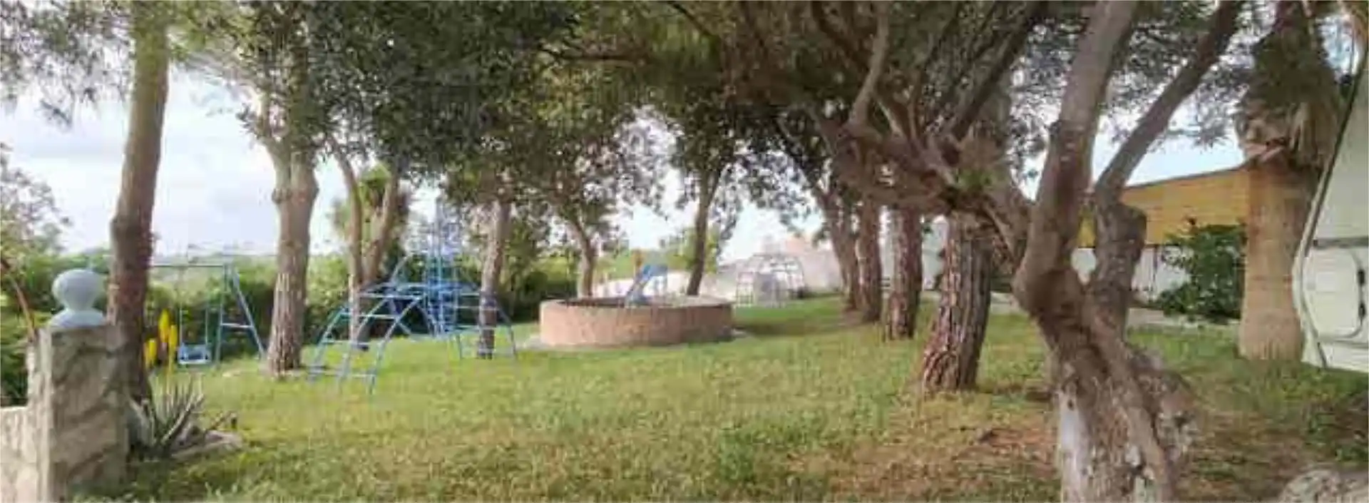 Jardí de Casa adosada en venda en Chiclana de la Frontera amb Jardí privat, Terrassa i Traster