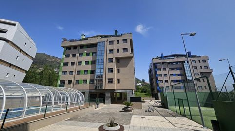 Foto 2 de Piso en venta en Calle Santiago de Compostela, 14, Ciudad Naranco - Prados de La Fuente, Oviedo