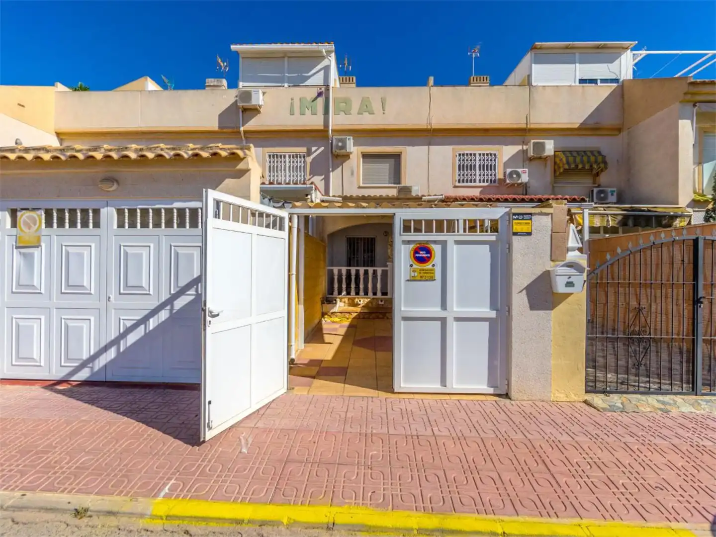 Exterior view of Duplexes for sale in Torrevieja  with Air Conditioner, Terrace and Balcony