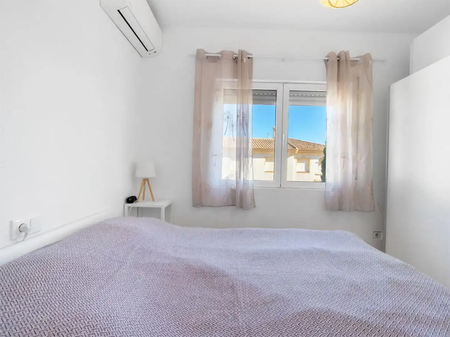 Dúplex en venda a Calle Ariadna, 6, Torrevieja Dormitori de Dúplex en venda en Torrevieja amb Aire condicionat, Terrassa i Balcó