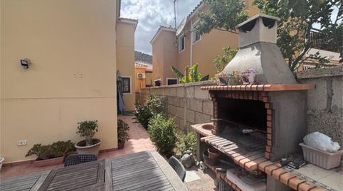 Foto 2 de Casa adosada en venta en Cho - Parque de la Reina, Arona