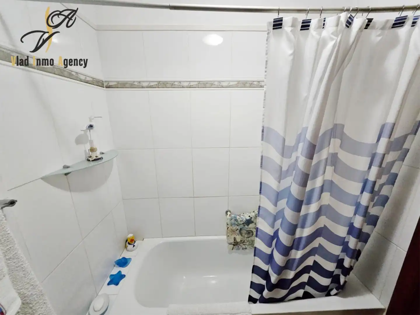 Badezimmer von Wohnungen zum Verkauf in Arona mit Terrasse und Schwimmbad