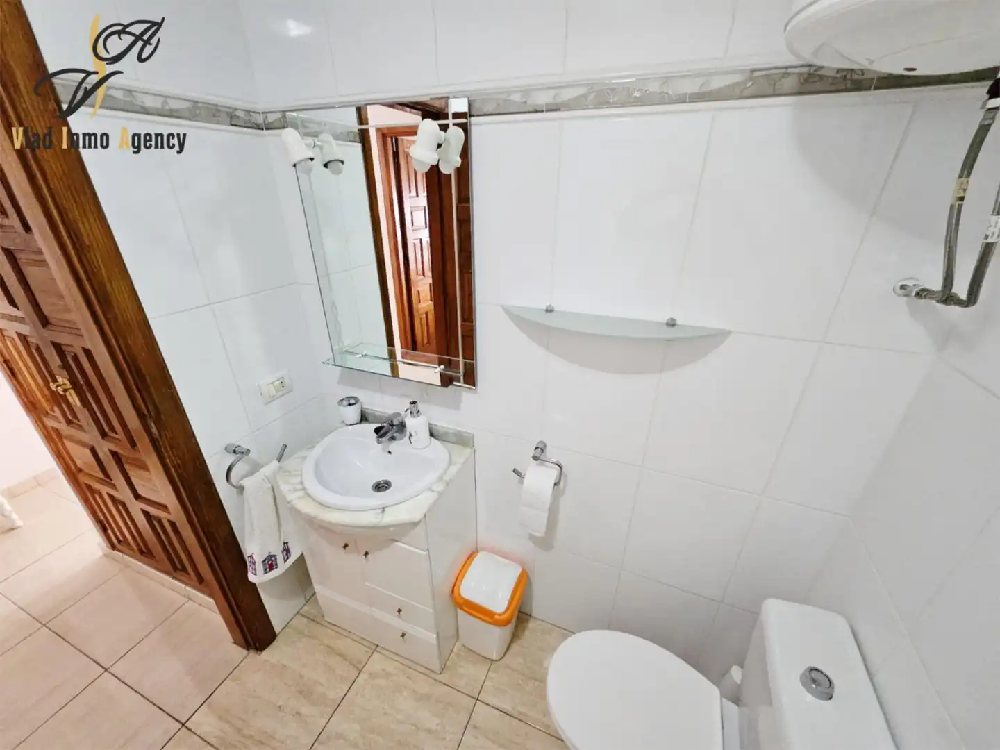 Apartamento en venta en Calle Minerva, 16, Costa del Silencio Baño de Apartamento en venta en Arona con Terraza y Piscina