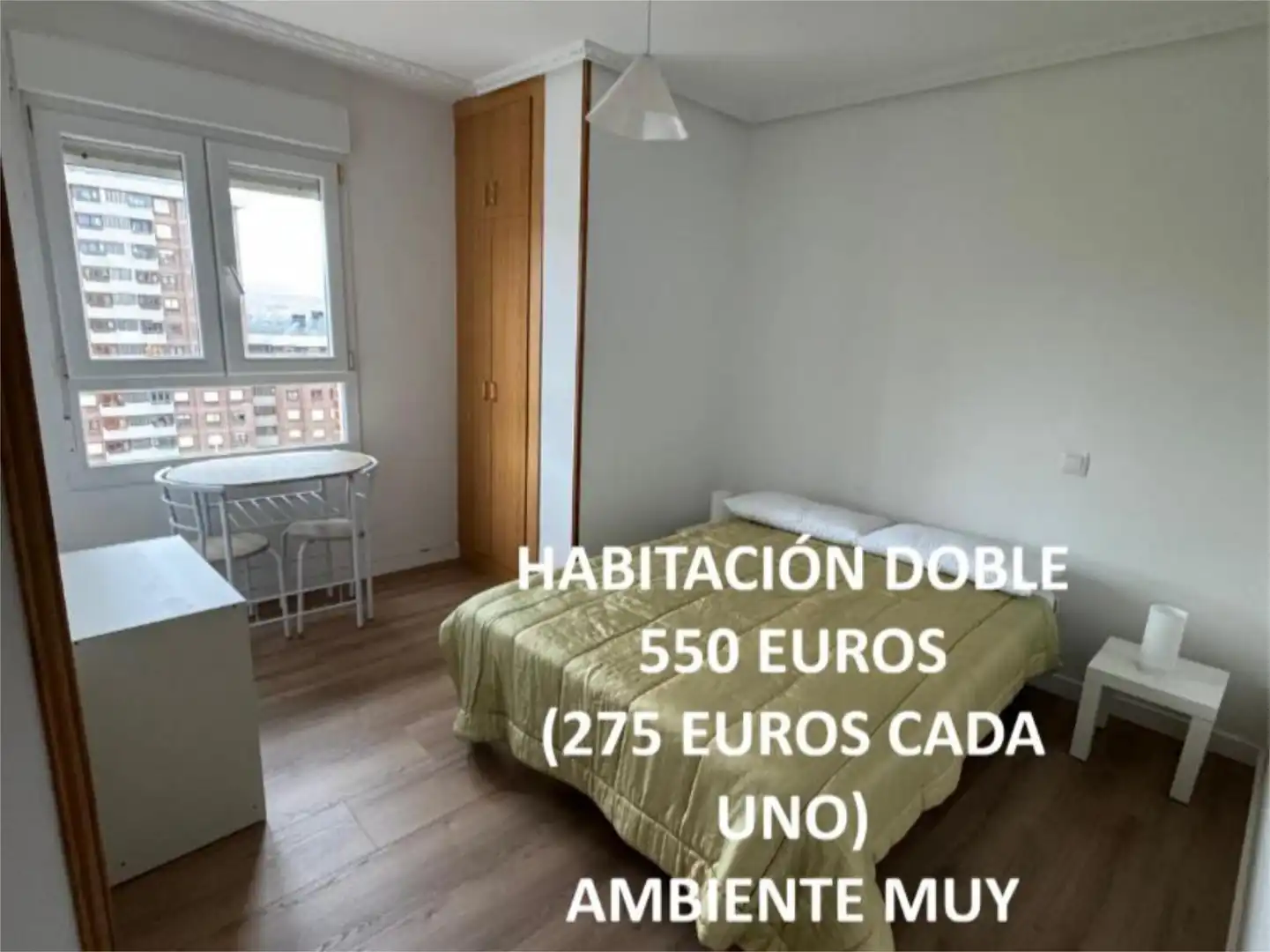 Dormitori de Pis per a compartir en Santander amb Parquet i Moblat