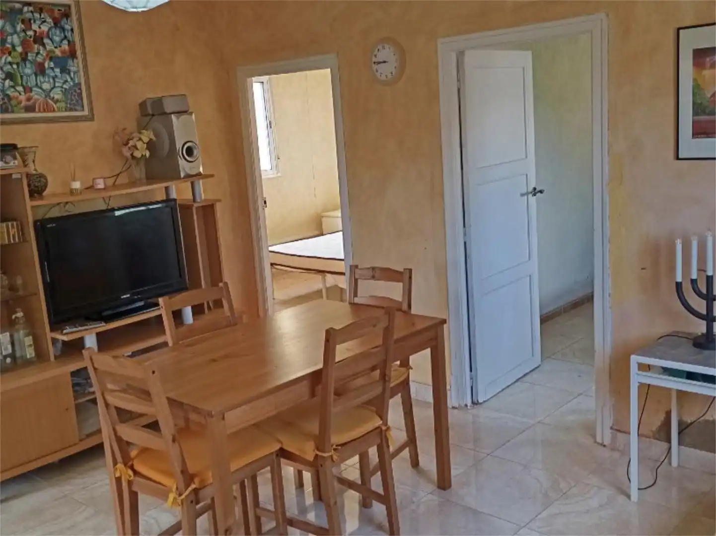 Piso en venta en Carretera Madrid, 8, Villardefrades Comedor de Piso en venta en Villardefrades con Jardín privado