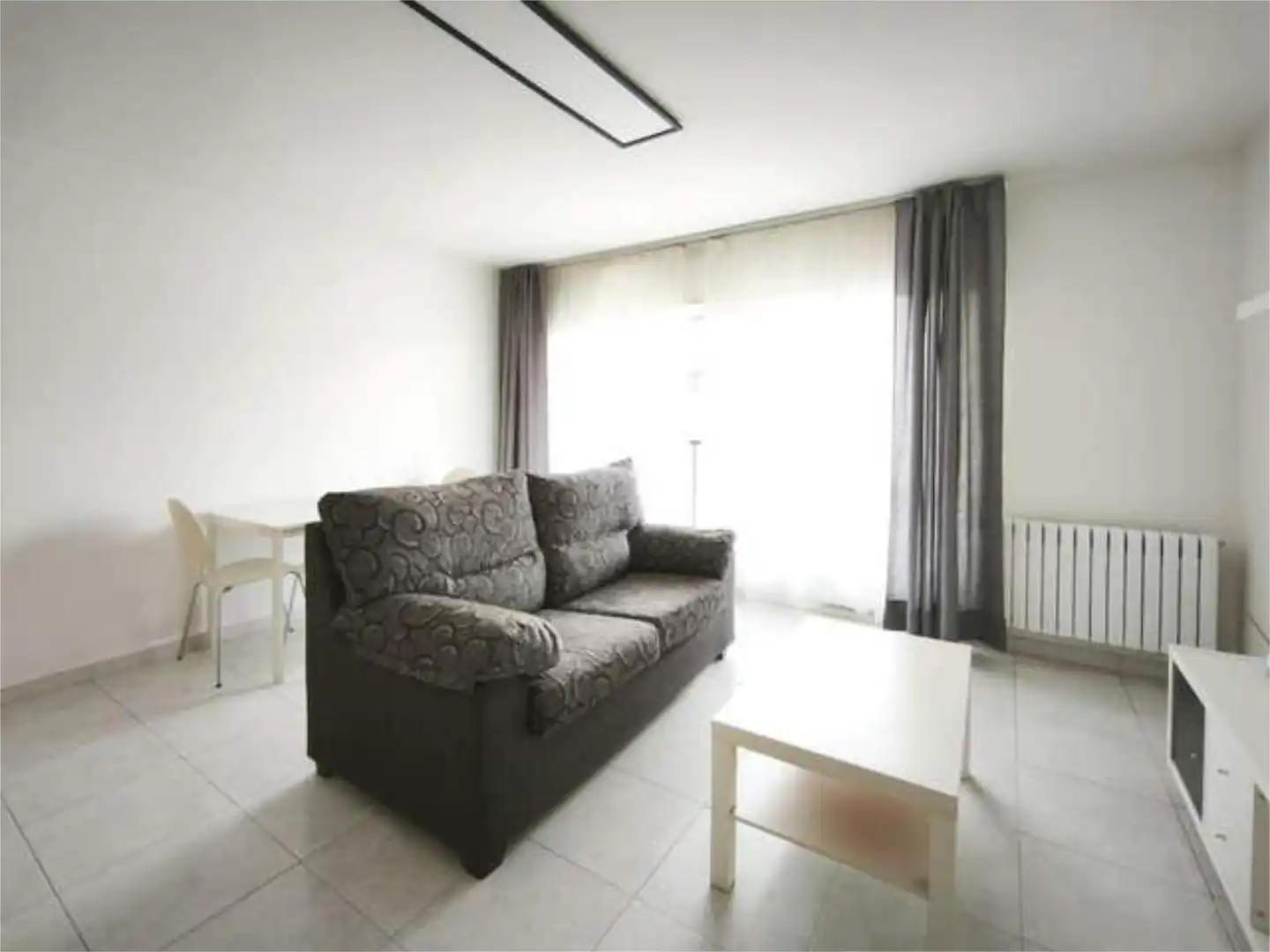 Sala de estar de Piso de alquiler en Ames con Calefacción, Terraza y Trastero