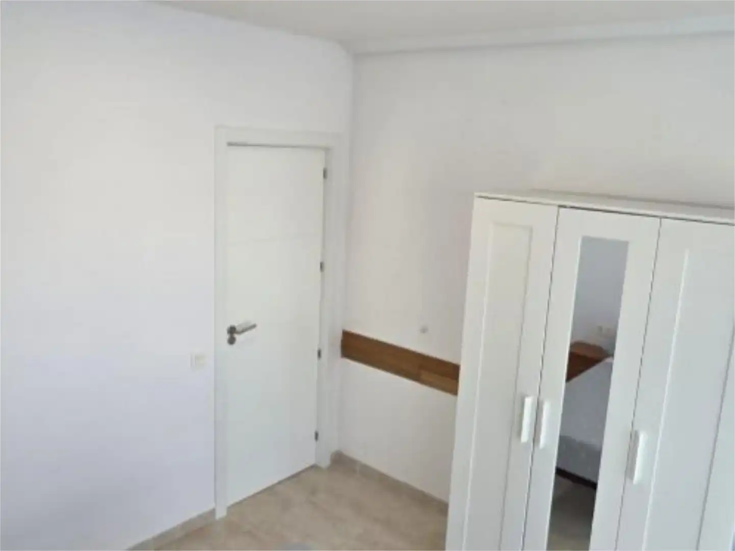 Flat for share in Almería  with Air Conditioner, Heating and Furnished