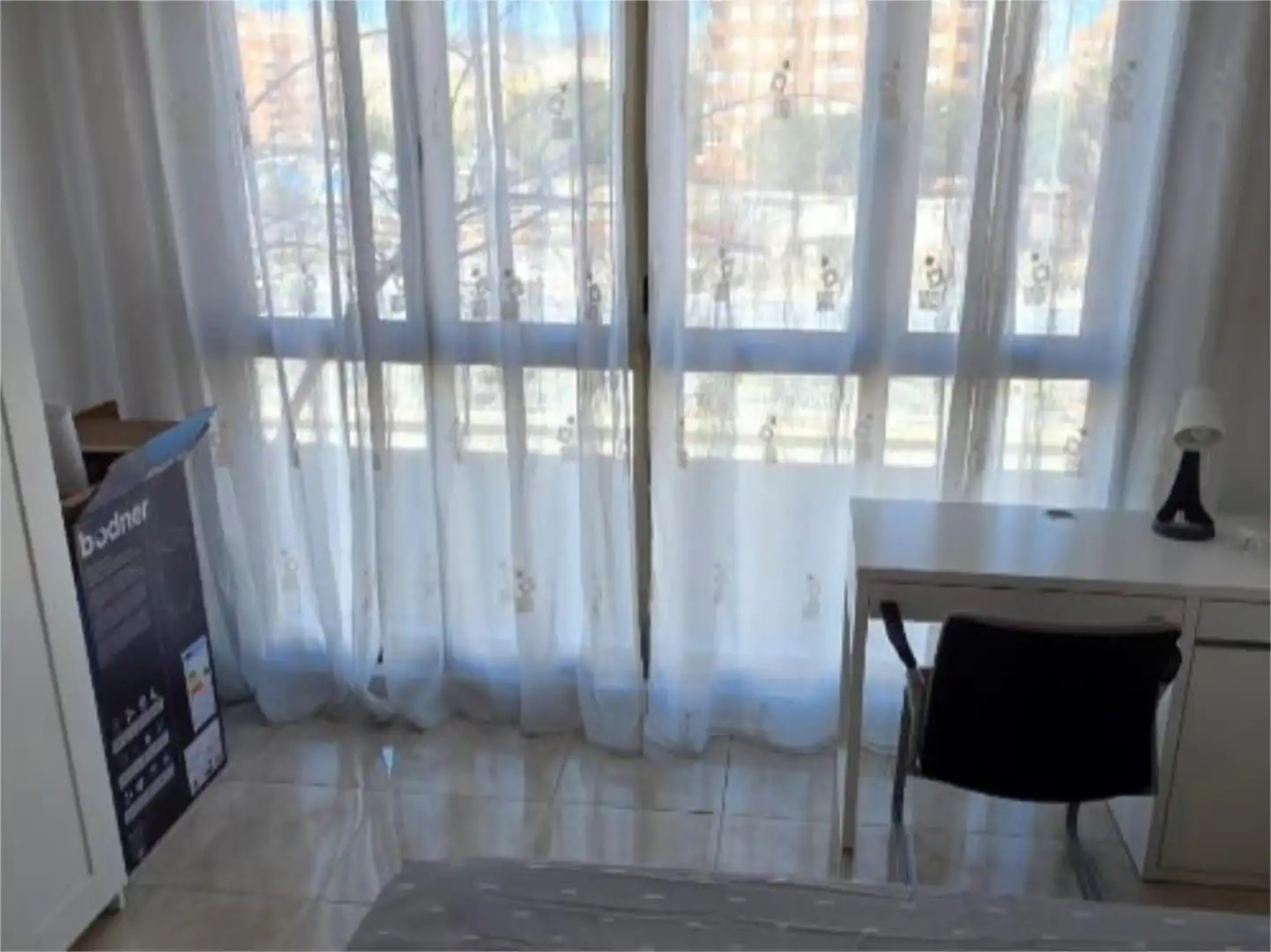 Bedroom of Flat for share in Almería  with Air Conditioner, Heating and Furnished
