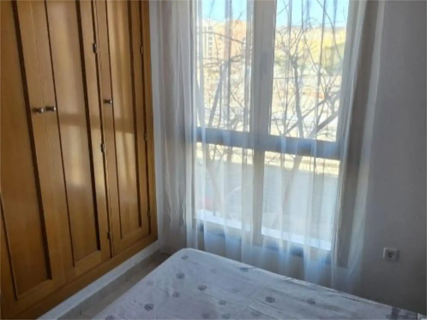 Bedroom of Flat for share in Almería  with Air Conditioner, Heating and Furnished
