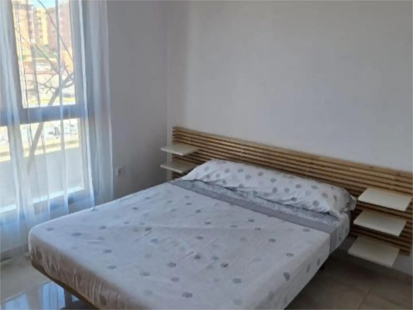 Bedroom of Flat for share in Almería  with Air Conditioner, Heating and Furnished