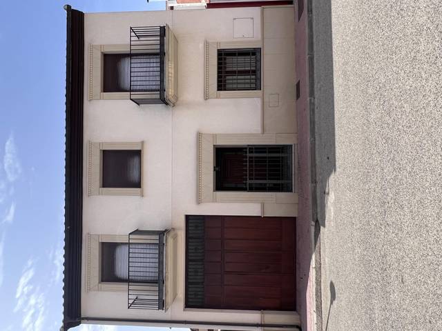 Casa adosada en Alquiler en Calle B, 41 en Sabiote