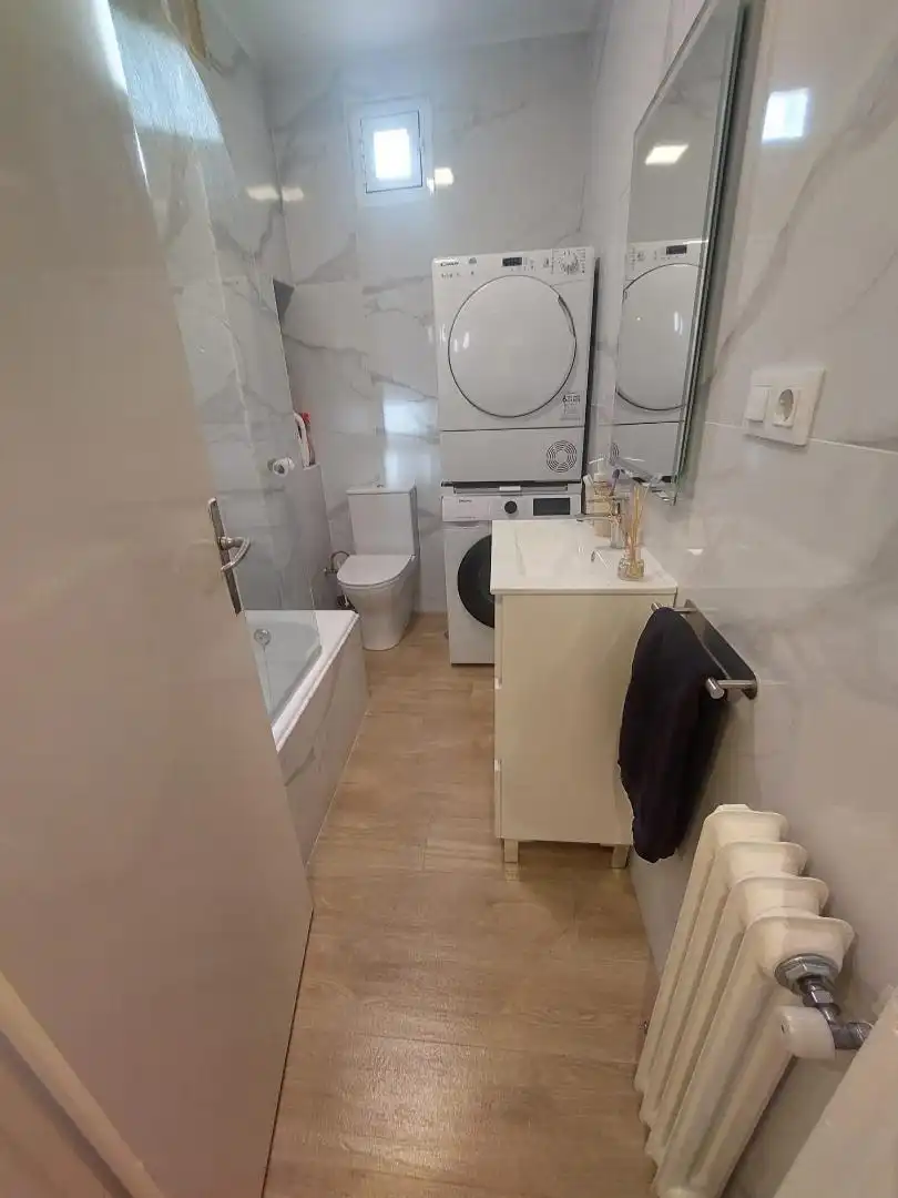 Baño de Piso en venta en Manzanares con Aire acondicionado, Calefacción y Parquet