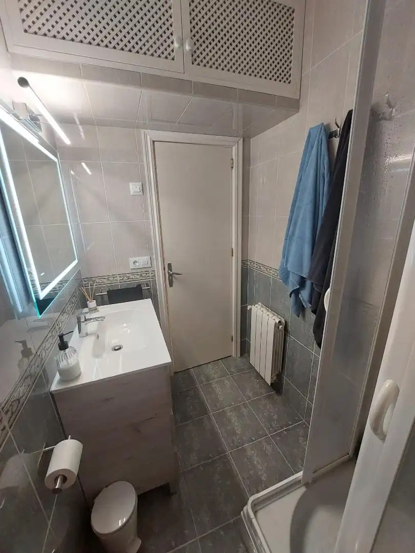 Baño de Piso en venta en Manzanares con Aire acondicionado, Calefacción y Parquet