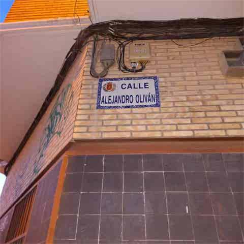Garaje en Alquiler en Valdefierro
