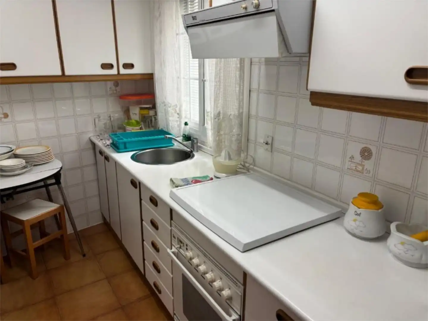 Küche von Wohnung zum Verkauf in El Espinar mit Terrasse, Abstellraum und Möbliert