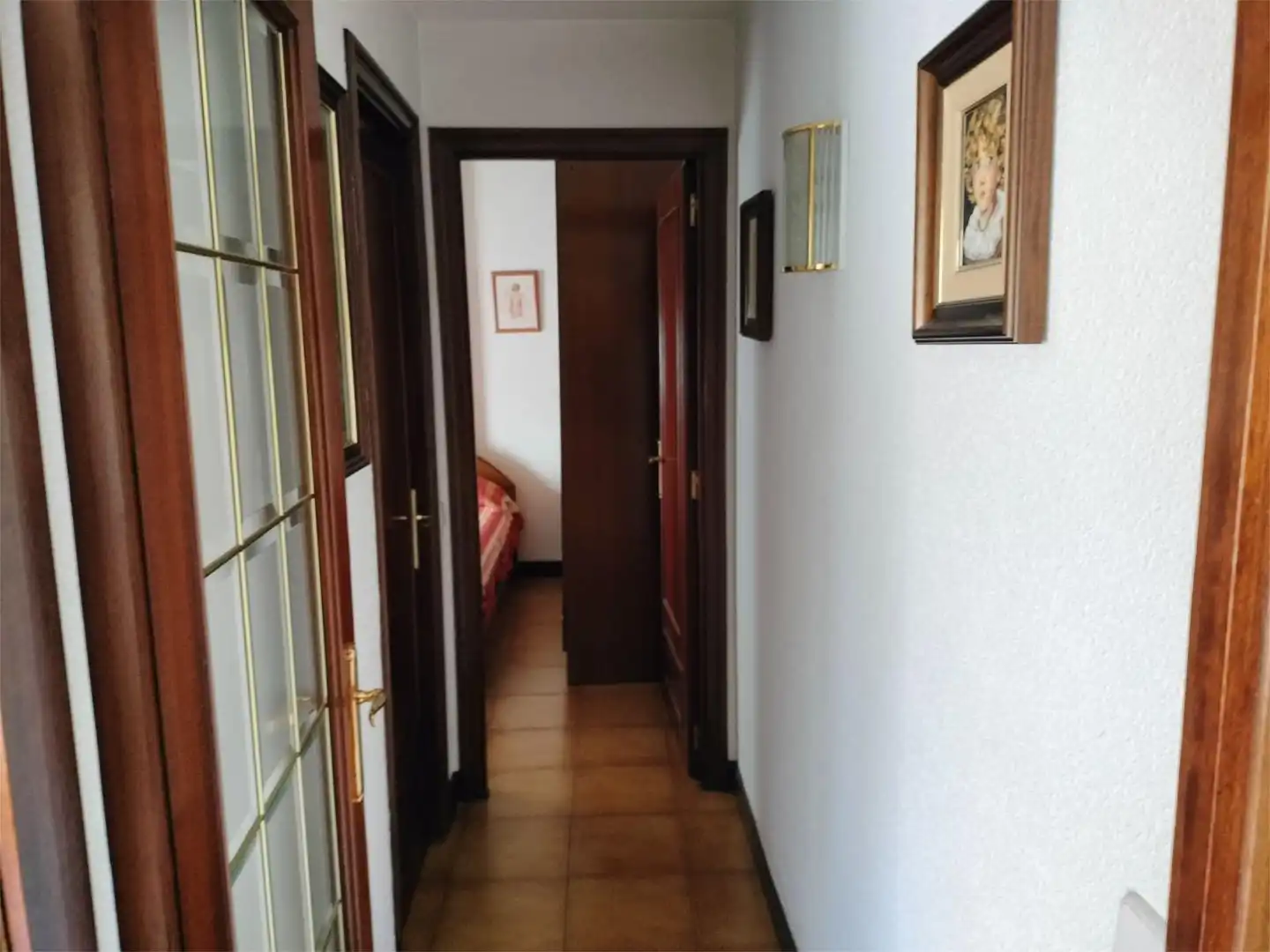 Wohnung zum Verkauf in El Espinar mit Terrasse, Abstellraum und Möbliert