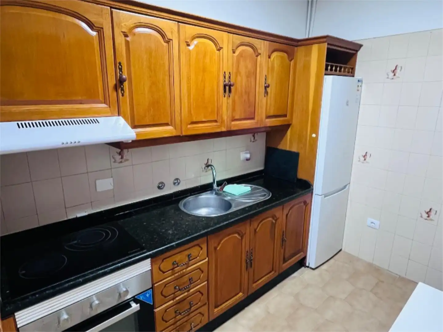 Flat for sale in Carretera General la Cuesta, 31, La Cuesta -Finca España Kitchen of Flat for sale in San Cristóbal de la Laguna with Terrace, Furnished and Community parking
