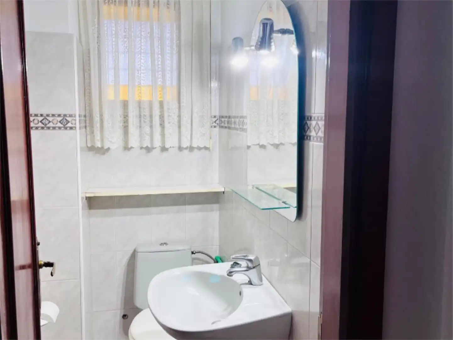 Flat for sale in Carretera General la Cuesta, 31, La Cuesta -Finca España Bathroom of Flat for sale in San Cristóbal de la Laguna with Terrace, Furnished and Community parking