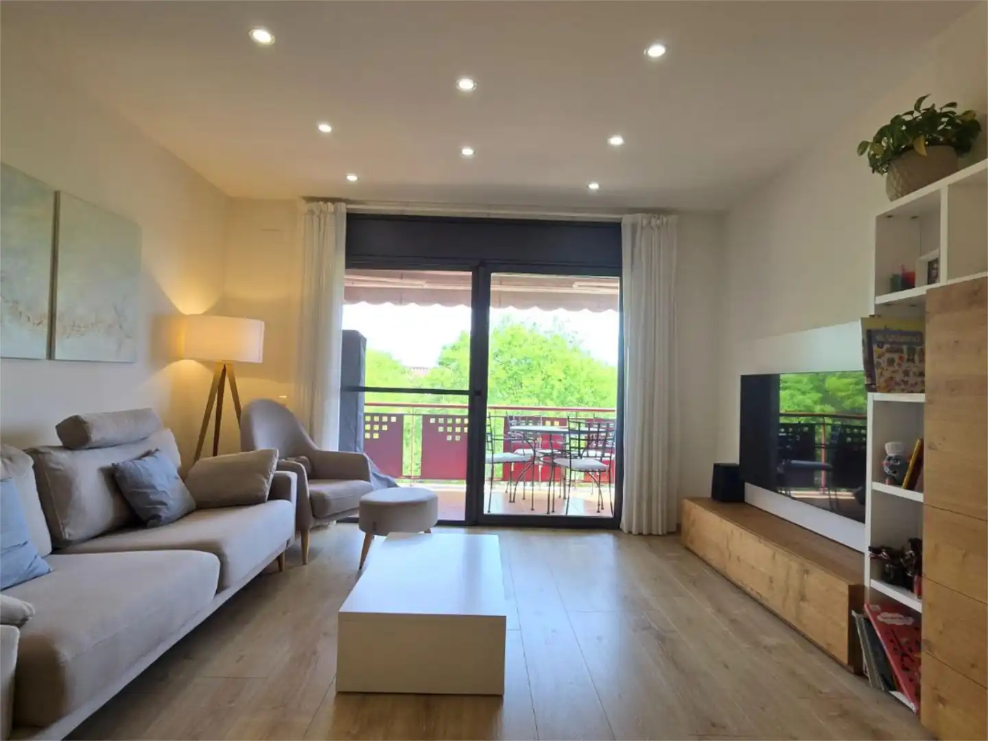 Wohnzimmer von Wohnung zum Verkauf in Valls mit Klimaanlage und Balkon