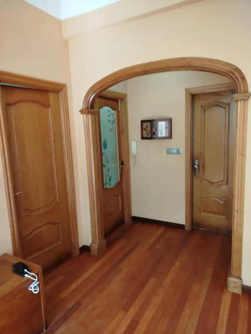 Piso en venta en Ferrol con Calefacción, Parquet y Terraza