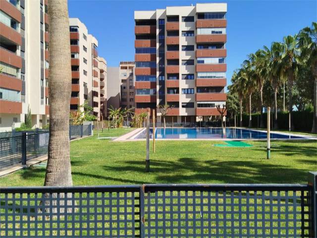 Piso en Alquiler en Calle Argentinita, 82 en Nueva Almería - Cortijo Grande - Vega de Acá