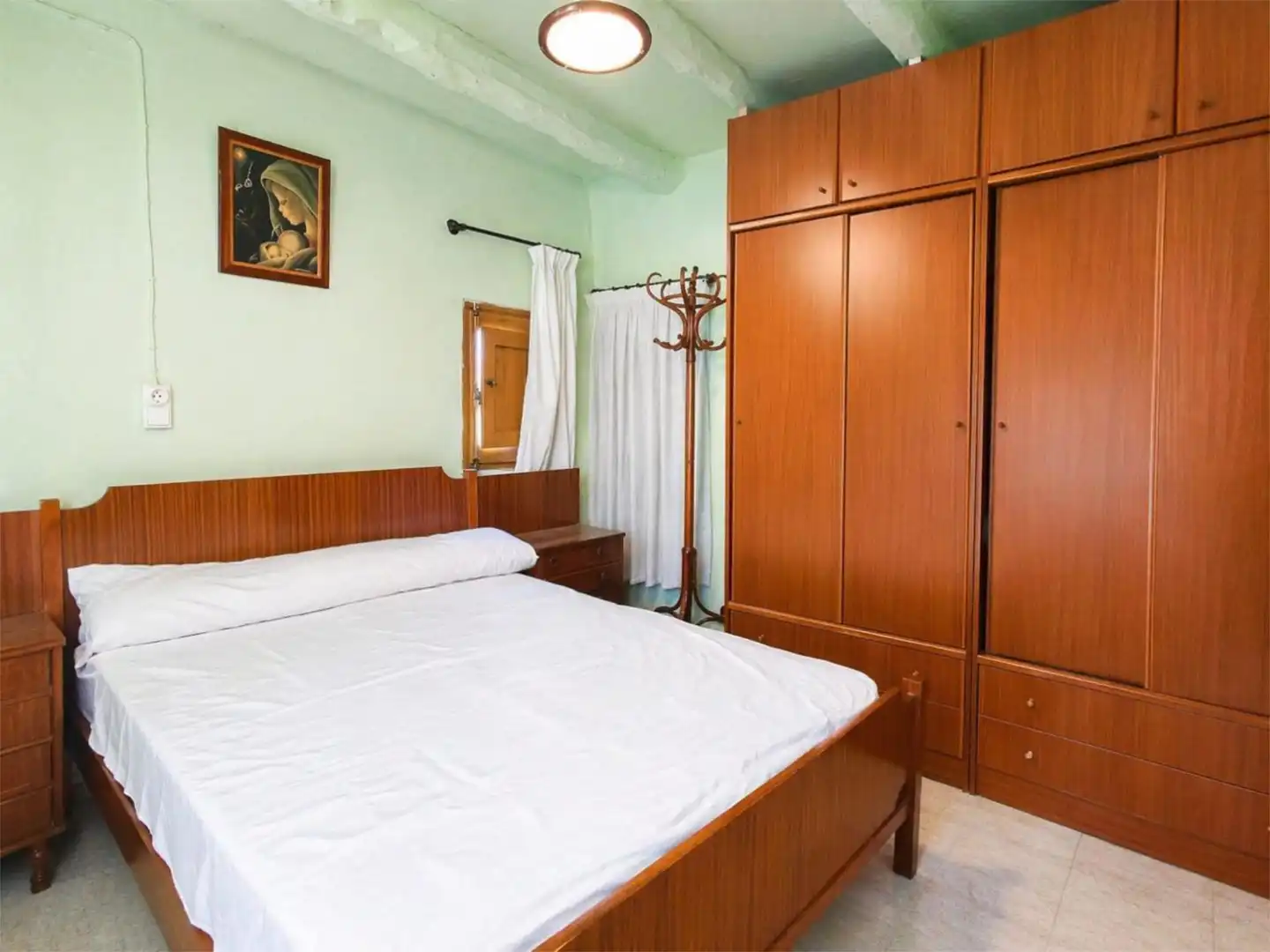 Casa adosada en venta en Calle Romano, 9, Gátova Habitación de Casa adosada en venta en Gátova con Terraza, Trastero y Amueblado