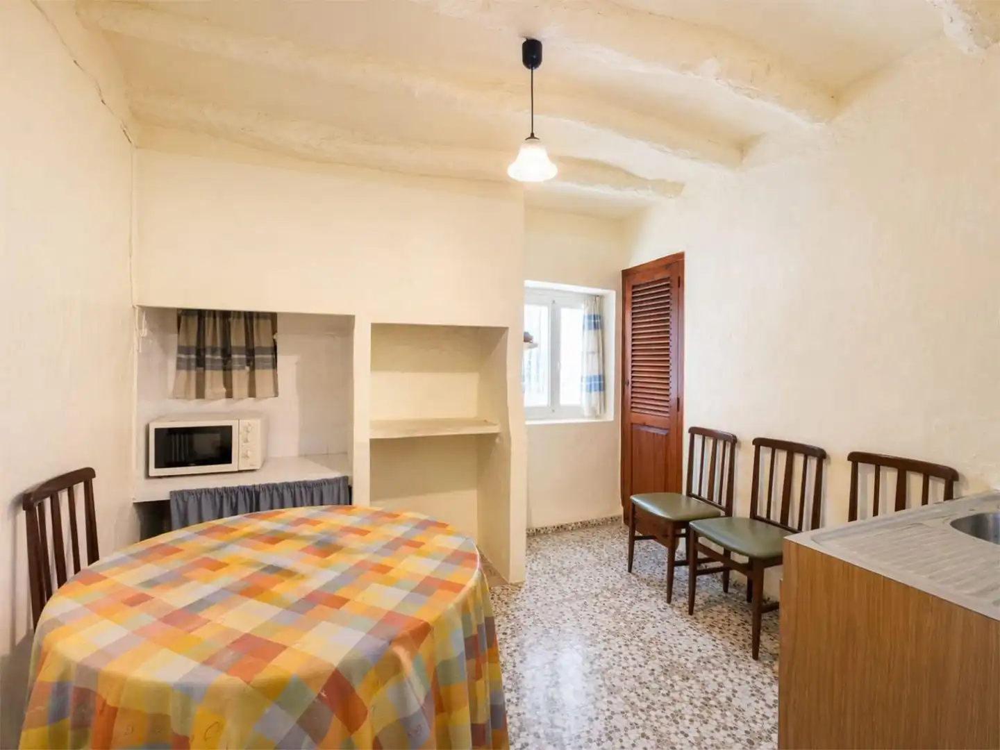 Casa adosada en venta en Calle Romano, 9, Gátova Habitación de Casa adosada en venta en Gátova con Terraza, Trastero y Amueblado