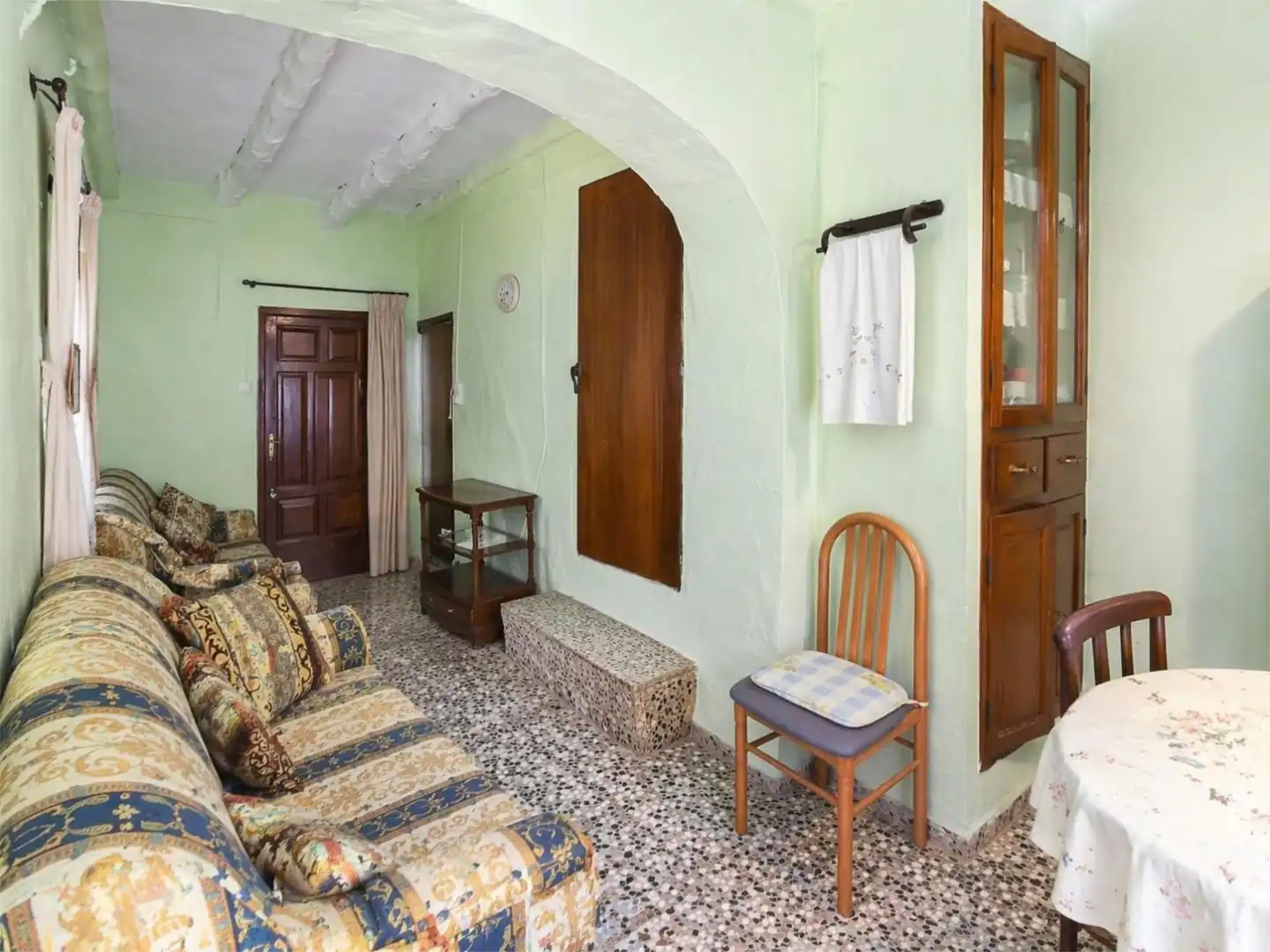 Casa adosada en venta en Calle Romano, 9, Gátova Sala de estar de Casa adosada en venta en Gátova con Terraza, Trastero y Amueblado