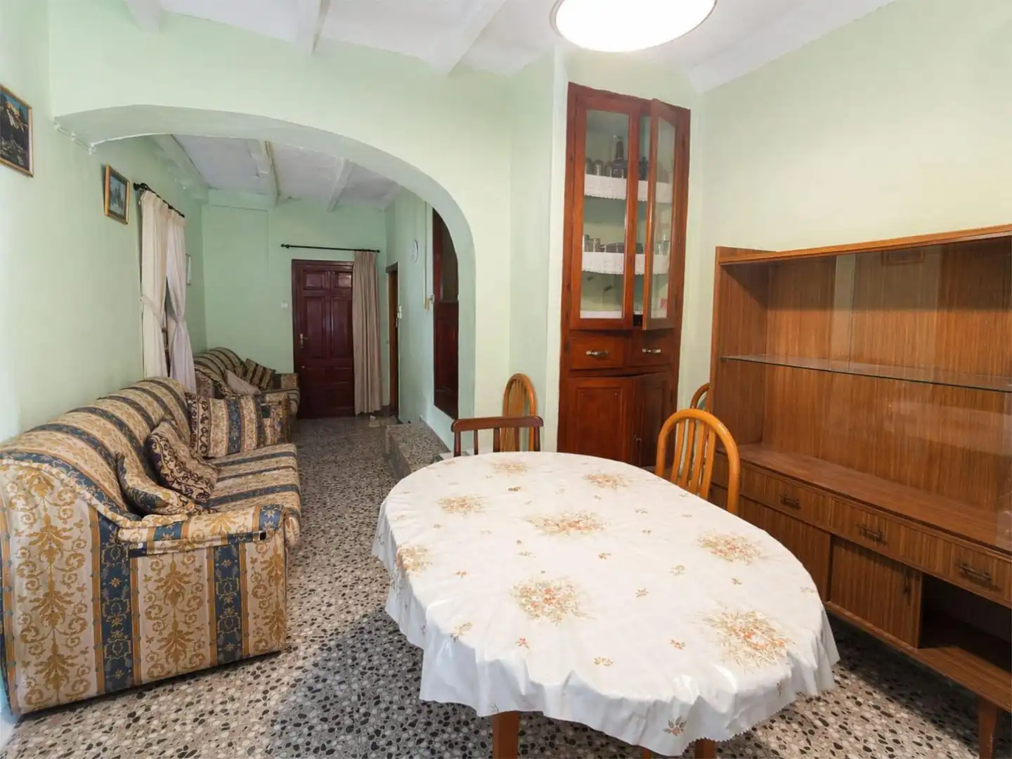 Casa adosada en venta en Calle Romano, 9, Gátova Comedor de Casa adosada en venta en Gátova con Terraza, Trastero y Amueblado