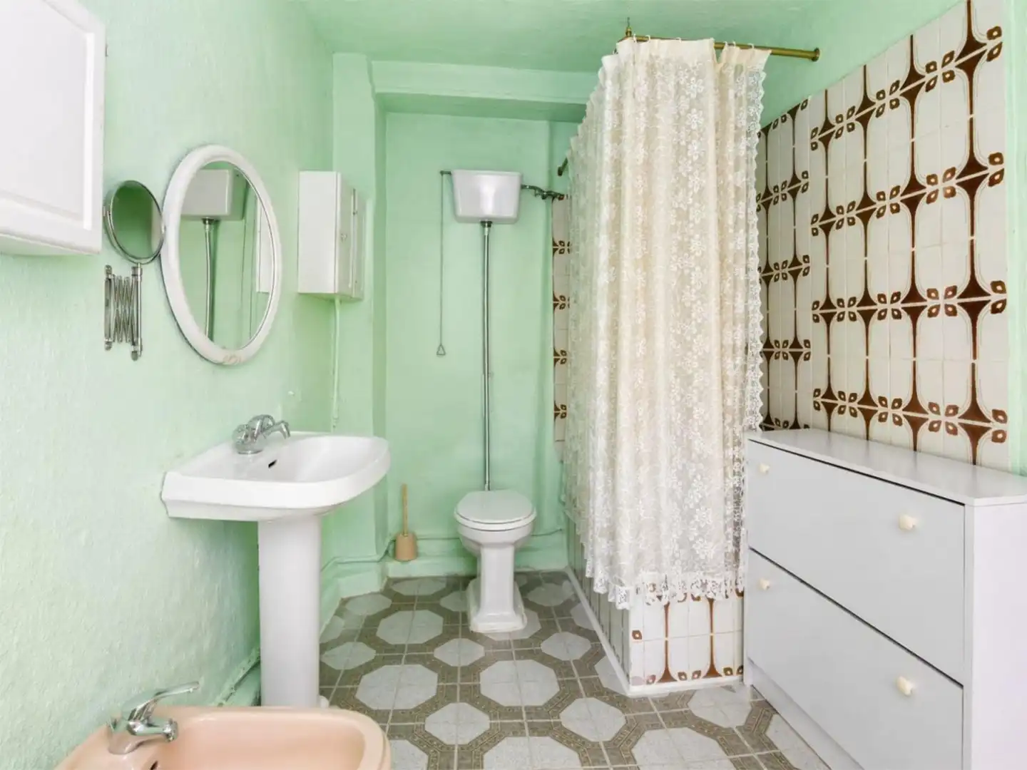 Casa adosada en venta en Calle Romano, 9, Gátova Baño de Casa adosada en venta en Gátova con Terraza, Trastero y Amueblado