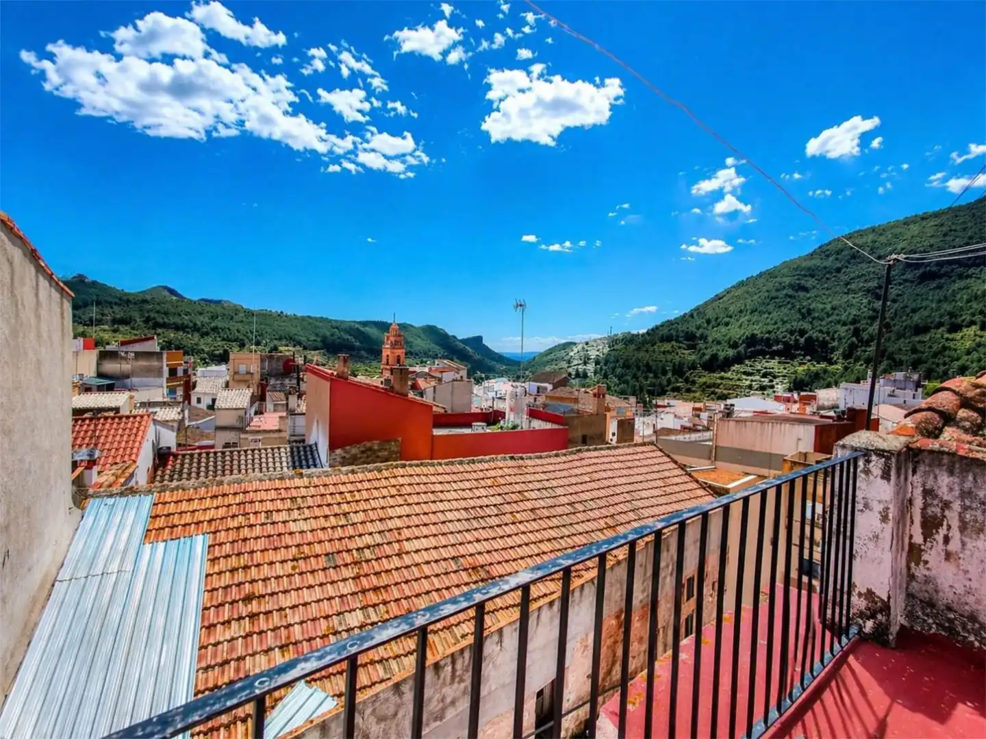 Casa adosada en venta en Calle Romano, 9, Gátova Vista exterior de Casa adosada en venta en Gátova con Terraza, Trastero y Amueblado