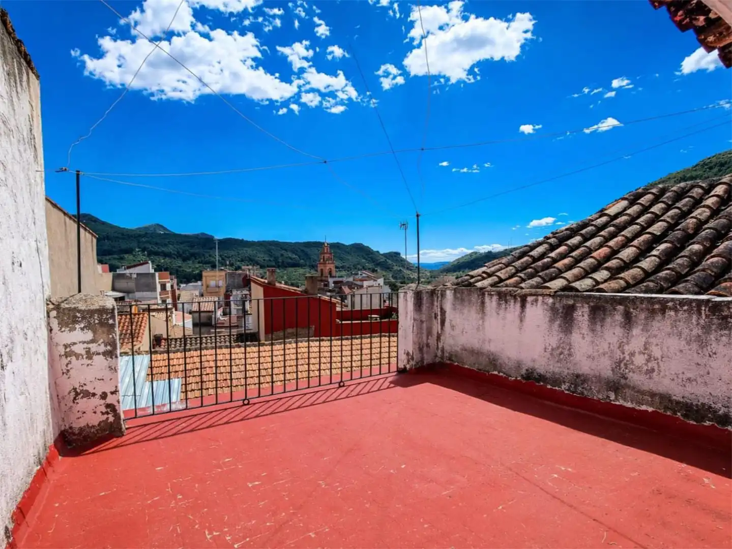 Casa adosada en venta en Calle Romano, 9, Gátova Vista exterior de Casa adosada en venta en Gátova con Terraza, Trastero y Amueblado