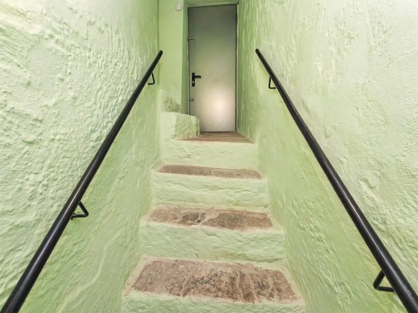 Casa adosada en venta en Calle Romano, 9, Gátova Casa adosada en venta en Gátova con Terraza, Trastero y Amueblado