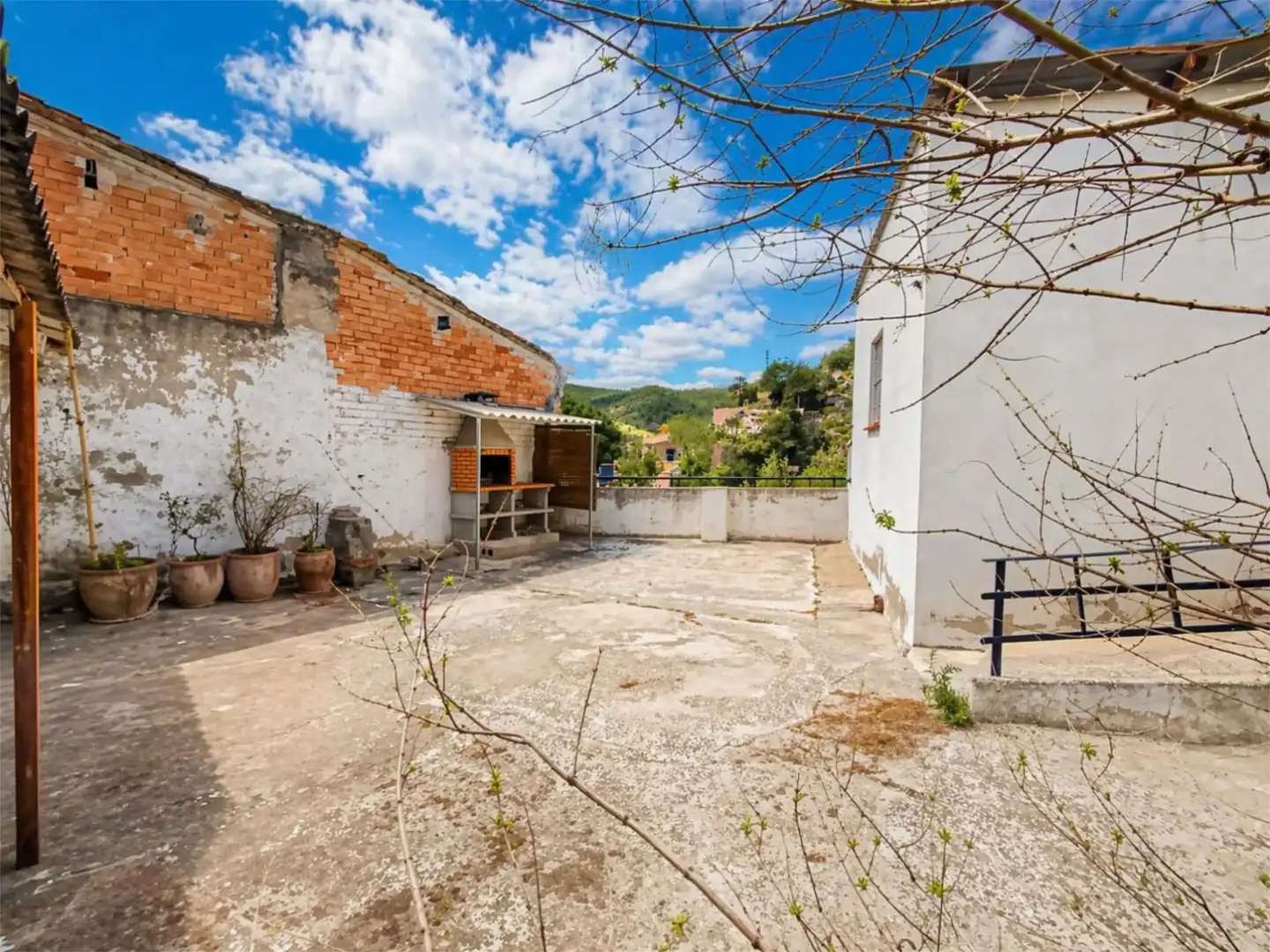 Casa adosada en venta en Calle Romano, 9, Gátova Terraza de Casa adosada en venta en Gátova con Terraza, Trastero y Amueblado