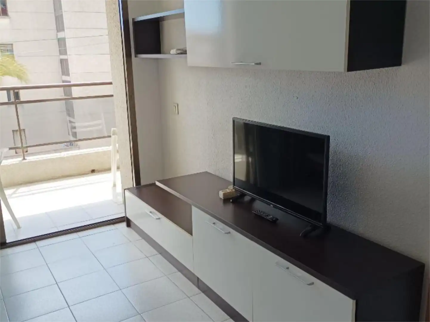 Wohnung zur Miete in Carrer de Tramuntana, 2, Calella Wohnzimmer von Wohnung zur Miete in Calella mit Schwimmbad, Möbliert und Balkon