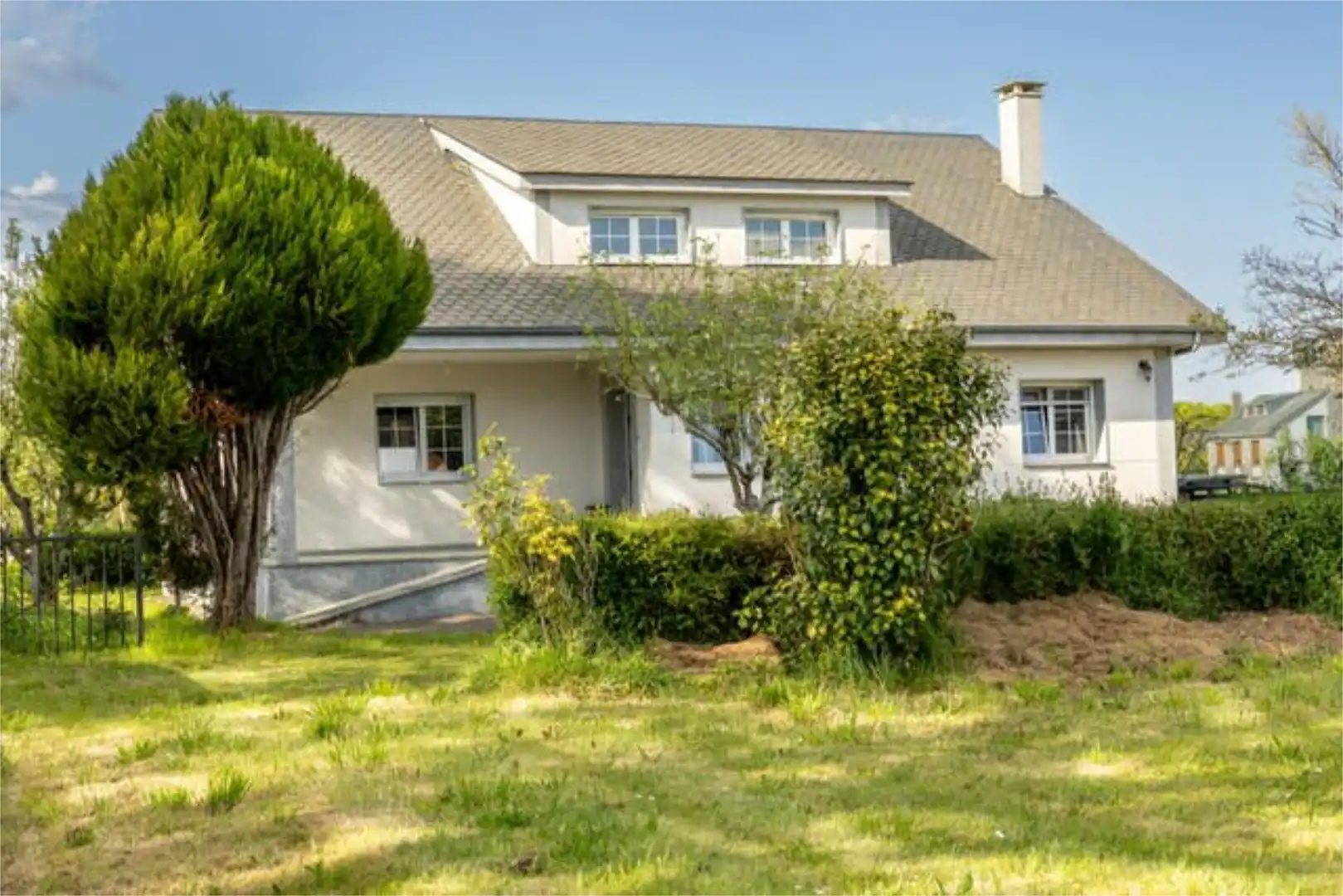 Exterior view of Detached homes for sale in Outeiro de Rei  with Heating, Private garden and Storage room